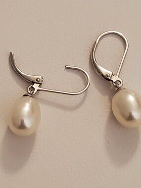 Sterling Silver Pearl Leverback Earrings